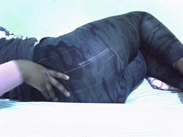 Africanaa - talented livestreamer for a bonkers cam stream Africanaa from BongaCams