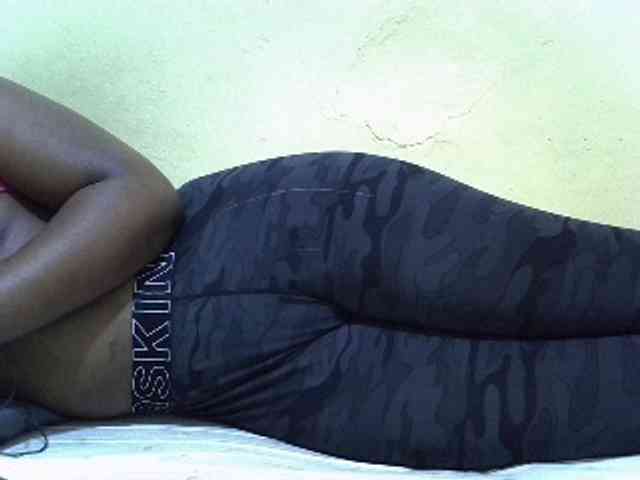Africanaa Live Webcam on BongaCams