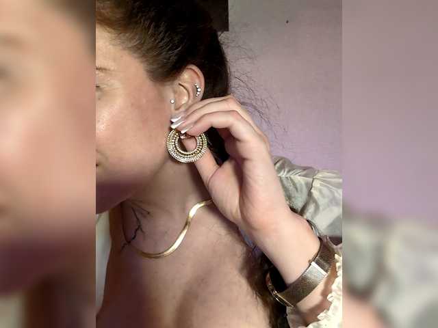 Krezyb's BongaCams show and profile