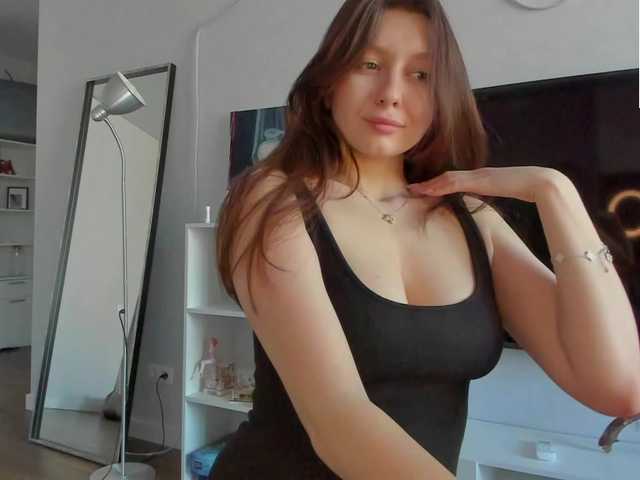 nerenua's BongaCams show and profile