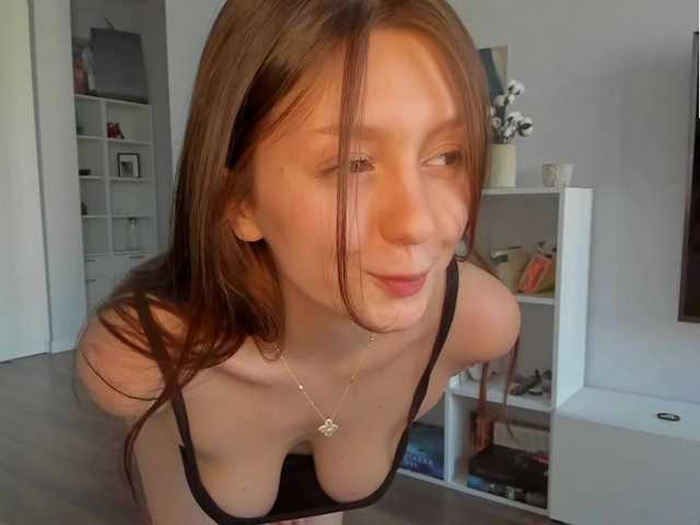 nerenua's BongaCams show and profile