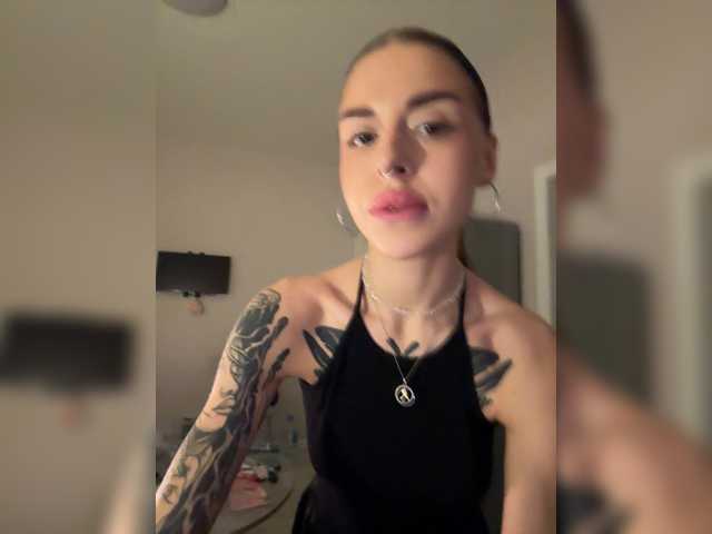 -Aperol- — Freechat on BongaCams