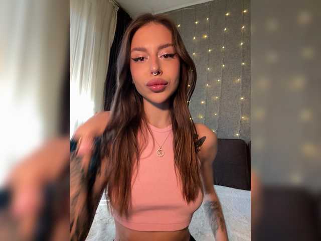 -Aperol-'s BongaCams show and profile