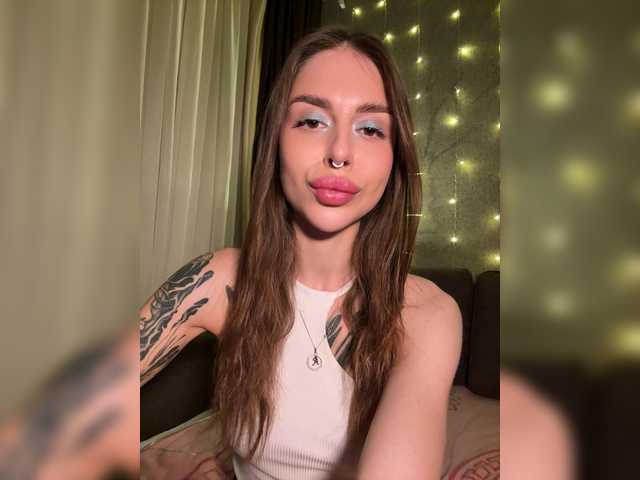 -Aperol- from BongaCams is Freechat