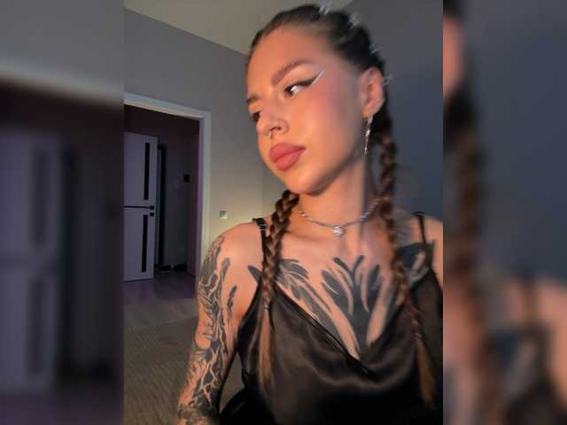 -Aperol-'s BongaCams show and profile