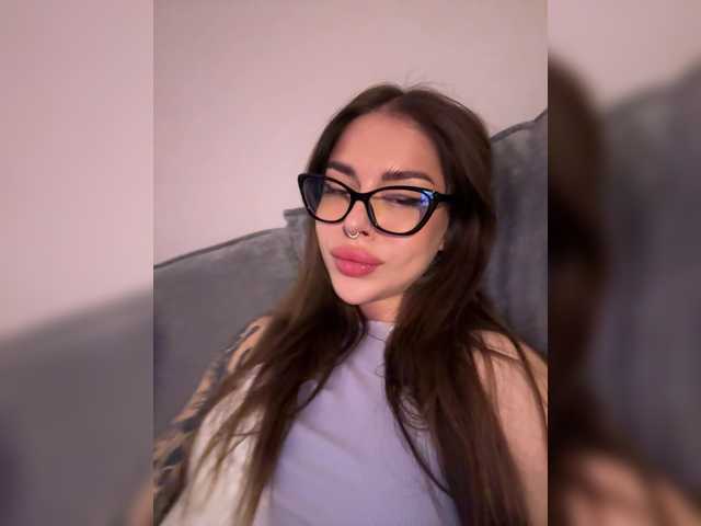 -Aperol-'s BongaCams show and profile