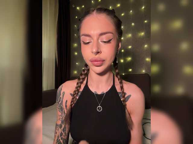 -Aperol-'s BongaCams show and profile