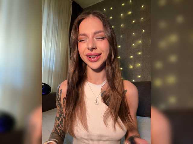 -Aperol-'s BongaCams show and profile