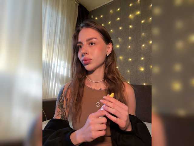 -Aperol-'s BongaCams show and profile