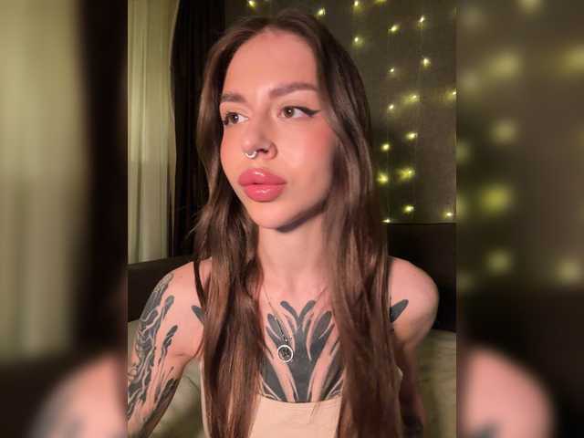 -Aperol-'s BongaCams show and profile