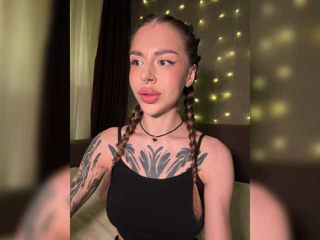 -Aperol-'s BongaCams show and profile