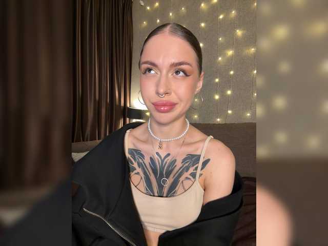 Sex chat gratuit in direct cu -Aperol- pe BongaCams