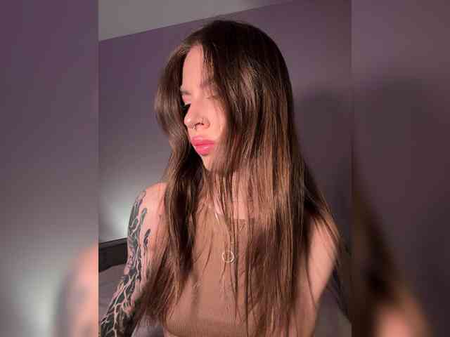 -Aperol- Live Webcam on BongaCams