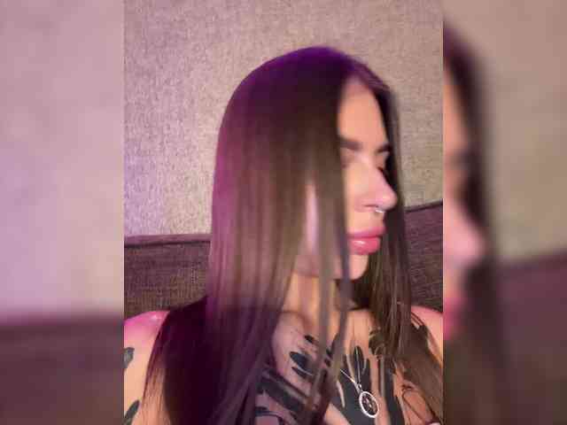 -Aperol- Live Webcam on BongaCams