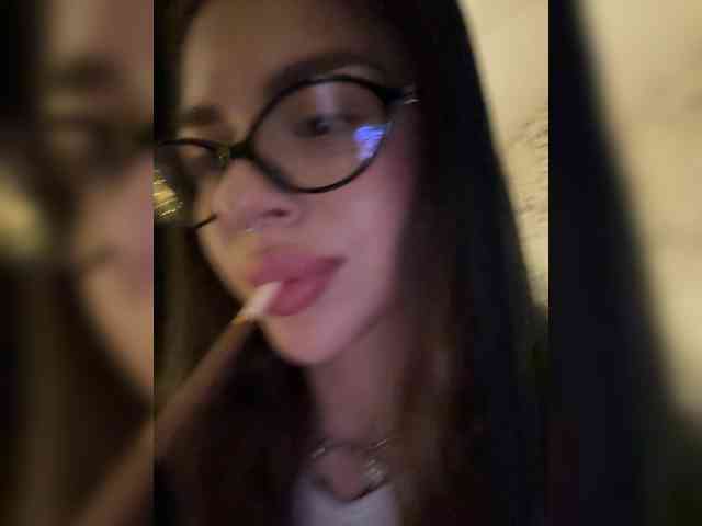 Kris- webcam