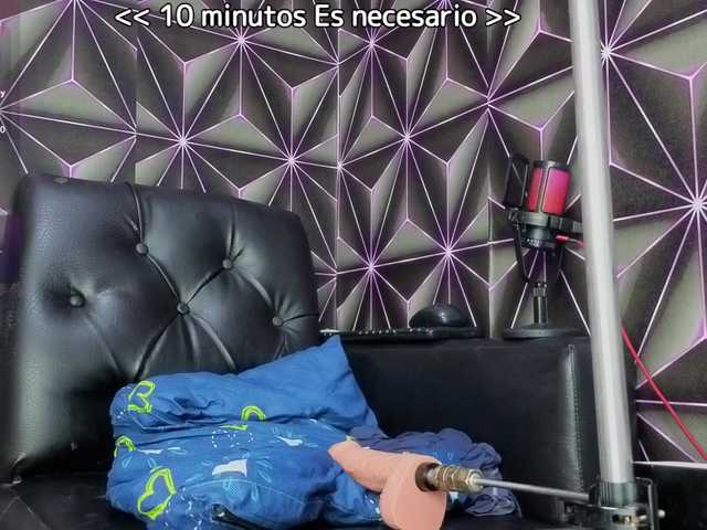 Megann9's BongaCams show and profile