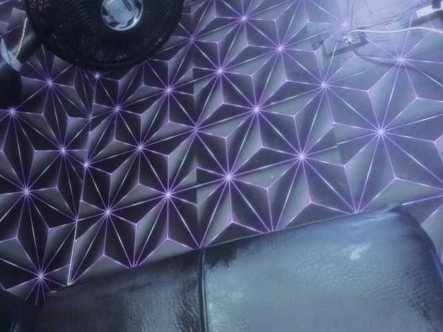 Megann9's BongaCams show and profile