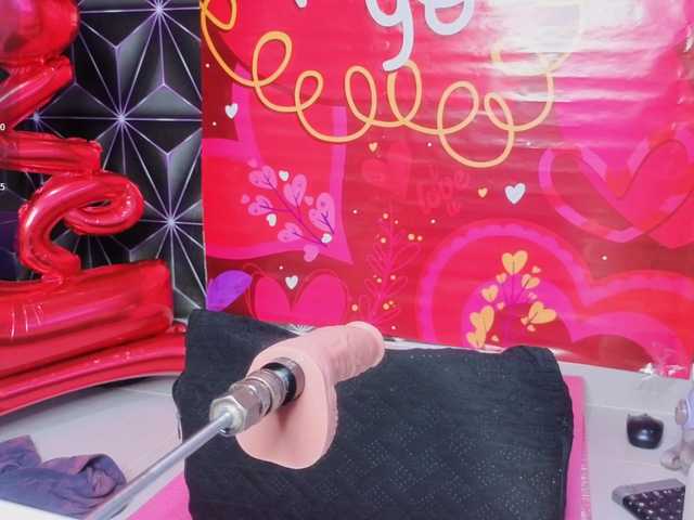 Megann9's BongaCams show and profile