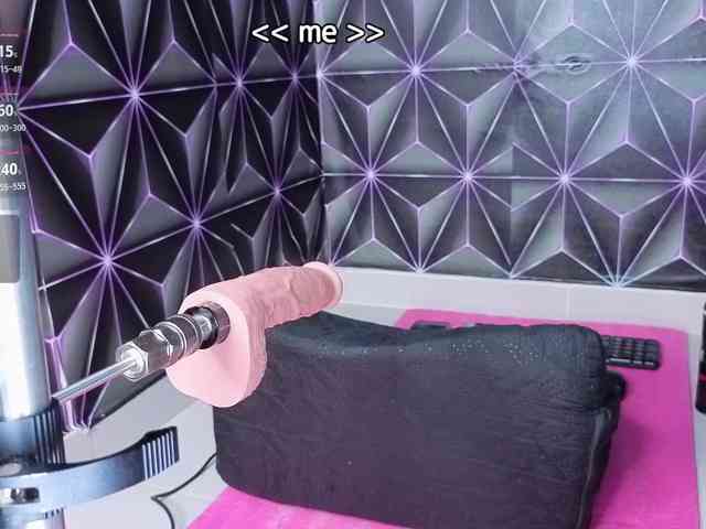 Megann9 webcam