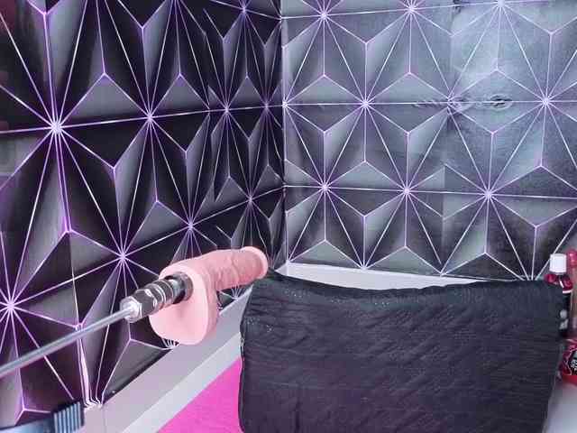 Megann9 webcam