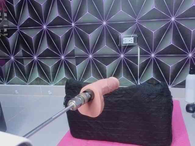 Megann9 Live Webcam on BongaCams