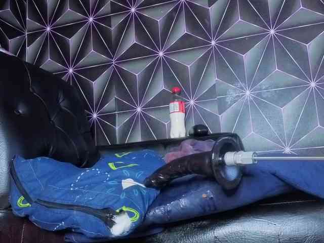 Megann9 Live Webcam on BongaCams