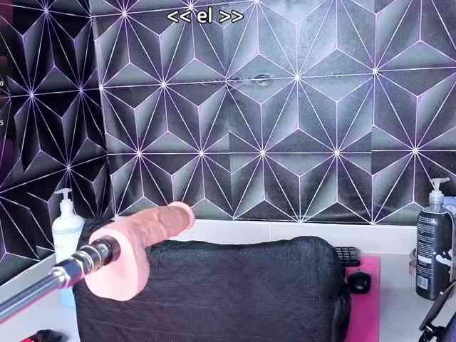 Megann9 webcam
