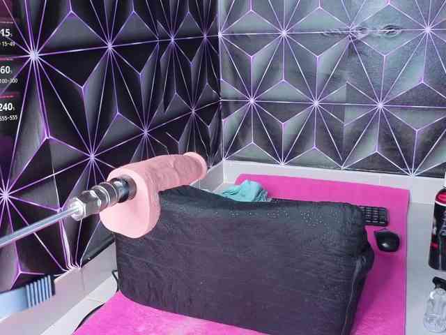 Megann9 webcam