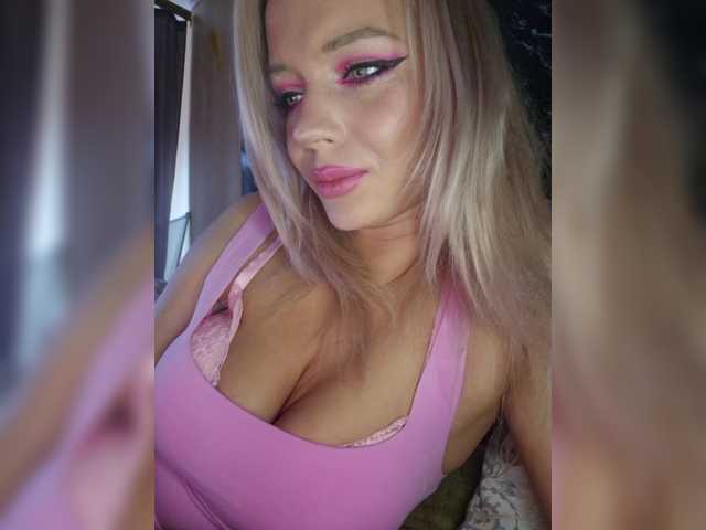 BielkA-4's BongaCams show and profile