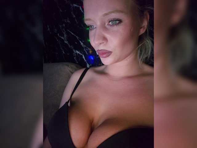 BielkA-4's BongaCams show and profile