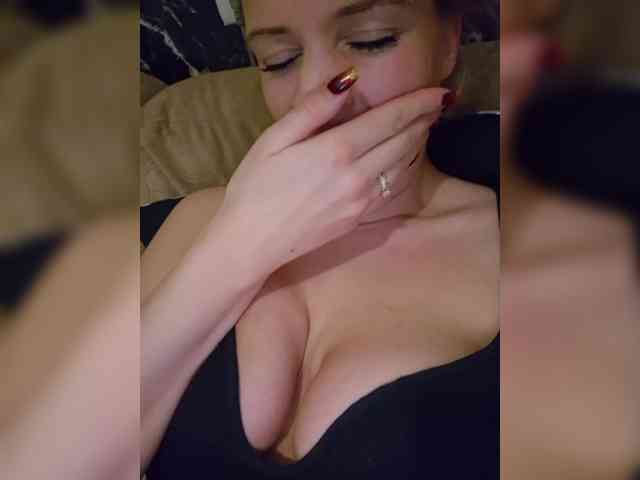 BielkA-4 Live Webcam on BongaCams