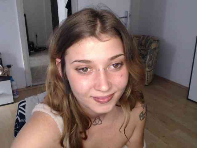 RacyRoby webcam