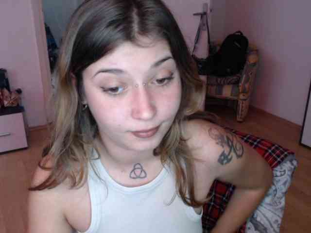 RacyRoby webcam