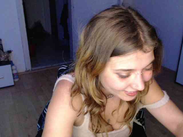 RacyRoby webcam