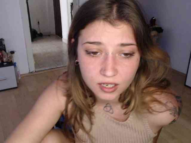 RacyRoby webcam