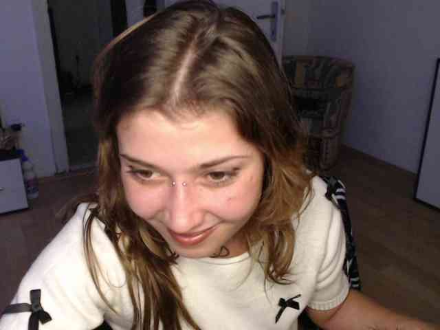 RacyRoby webcam