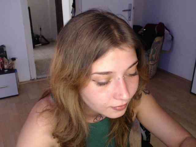 RacyRoby webcam