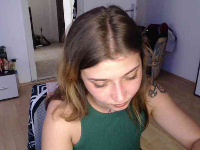 RacyRoby webcam