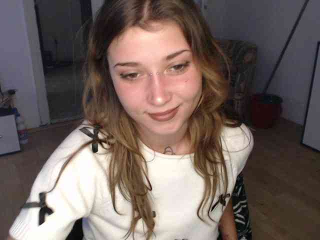 RacyRoby webcam