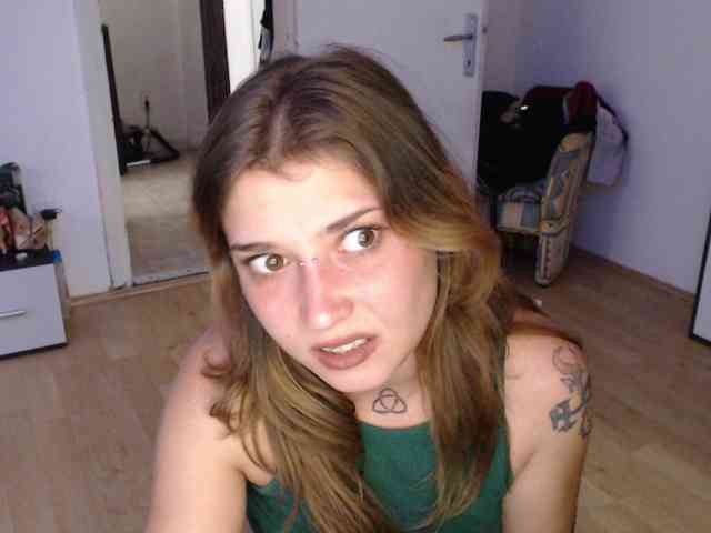 RacyRoby webcam
