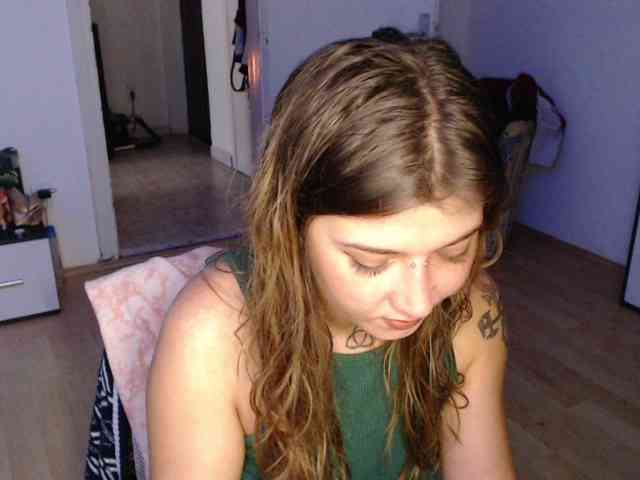 RacyRoby webcam