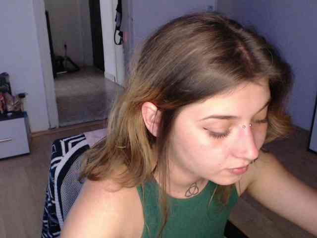 RacyRoby webcam
