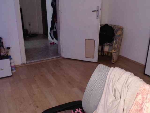 RacyRoby webcam