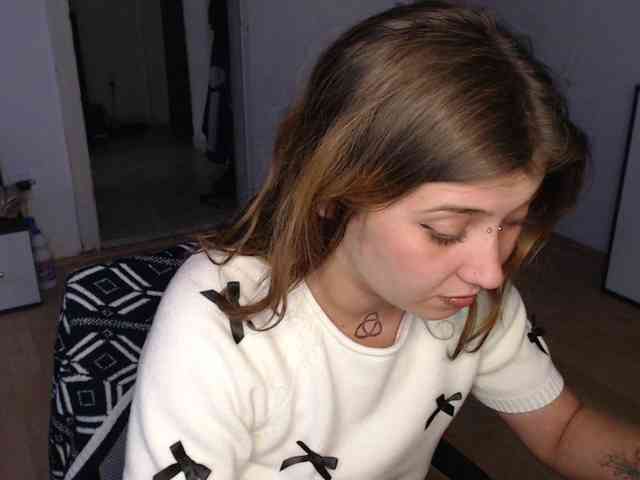 RacyRoby webcam