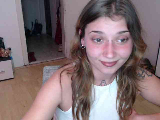 RacyRoby webcam