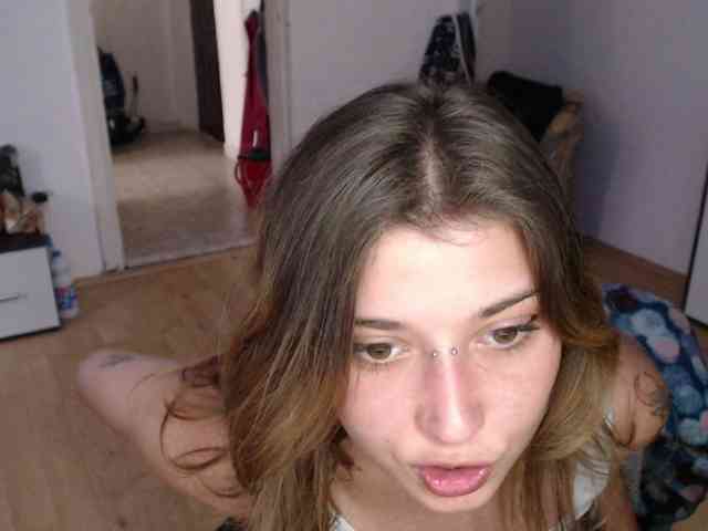 RacyRoby webcam