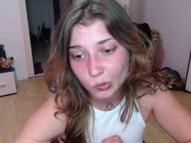 RacyRoby webcam