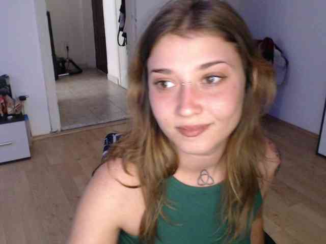 RacyRoby webcam
