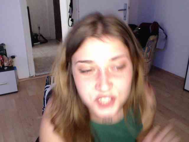 RacyRoby webcam
