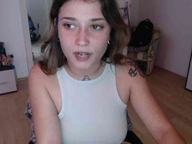 RacyRoby webcam